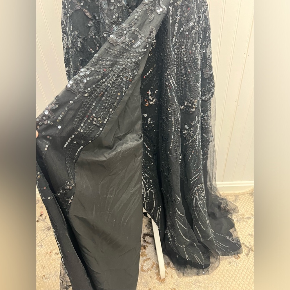 JJ’s House Black Chiffon Sequin Sweatheart Neckline Sheer Gown Sz 12‎ - Picture 4 of 13